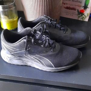 Reebok men's black shoes